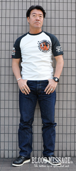 BAD BUNNY | Tシャツ | BLOOD MESSAGE